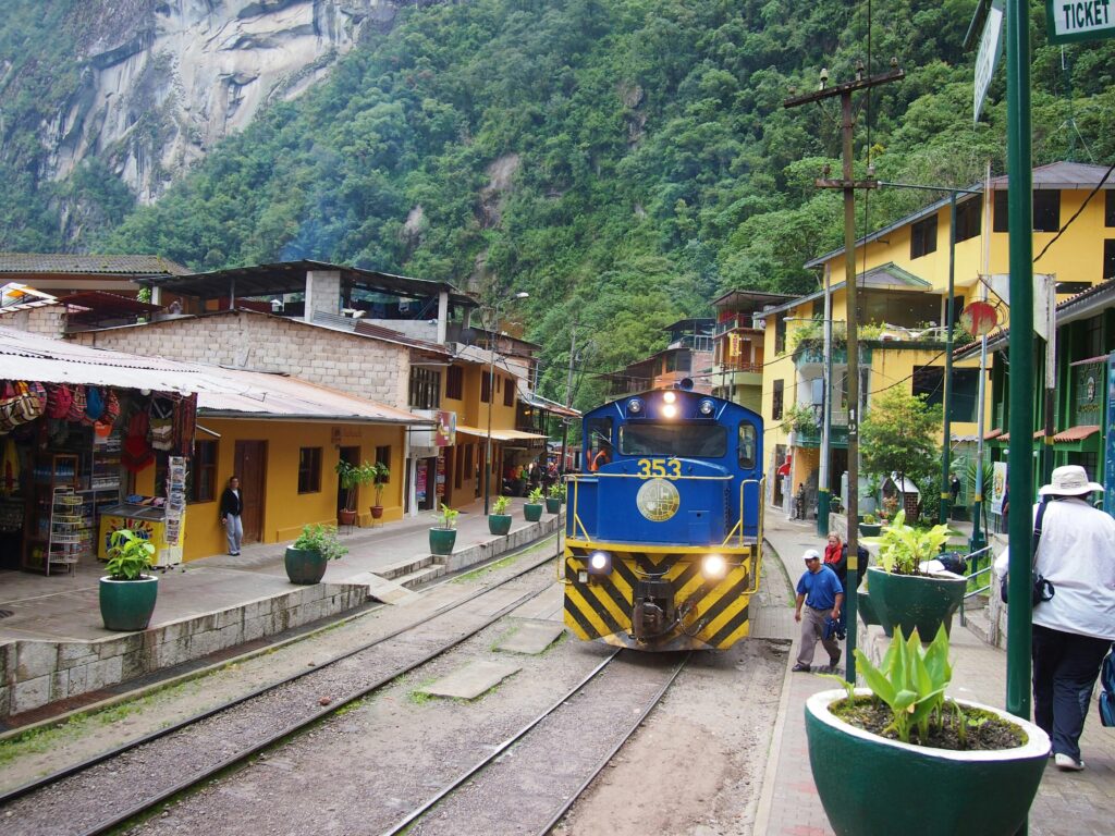 PeruRail with kids
